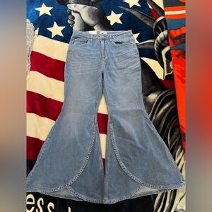 Shyanne woman’s flare Jeans